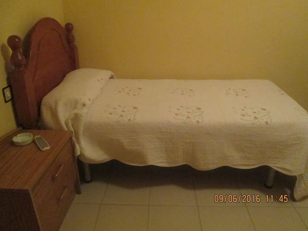 Pensio L'Avi Pep Hotel Saus 3*,