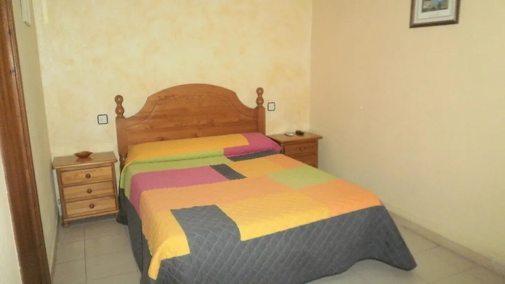 ***  Pensio L'Avi Pep Guest House Saus Spain